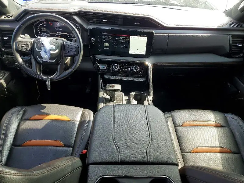 2024 GMC SIERRA K1500 AT4  