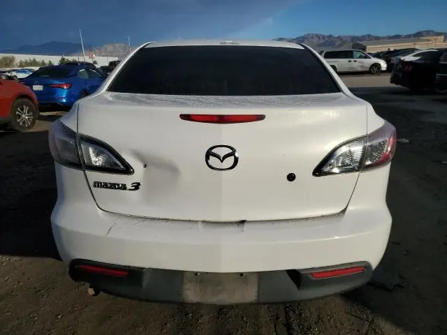 2011 MAZDA 3 I  