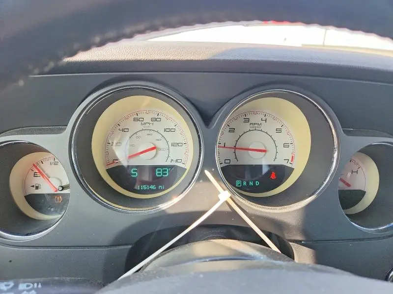 2014 DODGE CHALLENGER SXT  