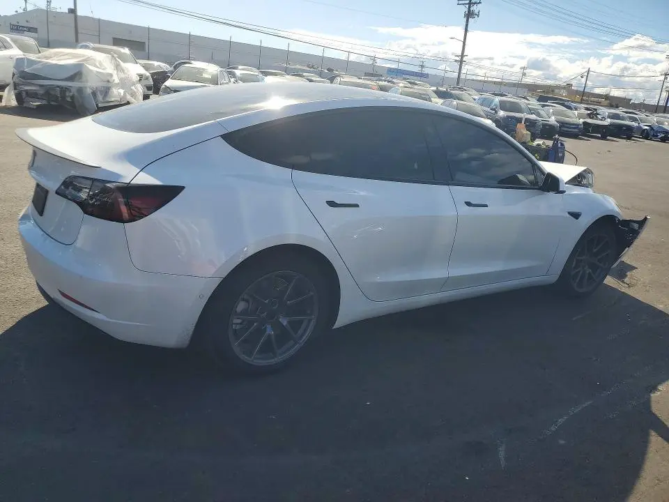 2021 TESLA MODEL 3   