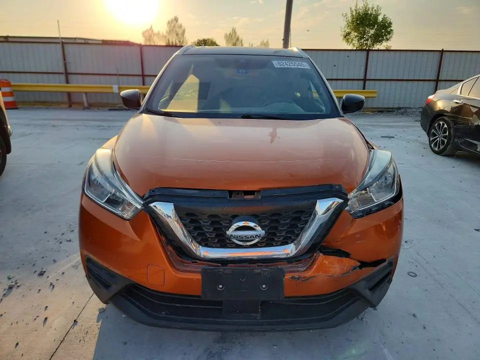 2020 NISSAN KICKS SV  