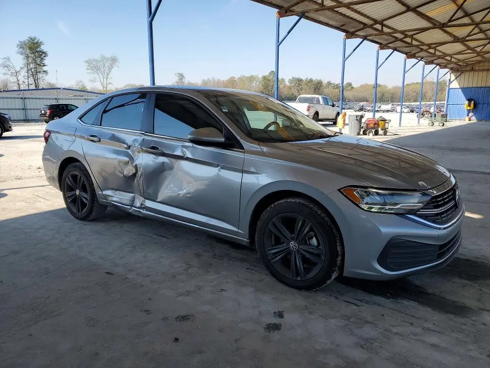 2024 VOLKSWAGEN JETTA SE  