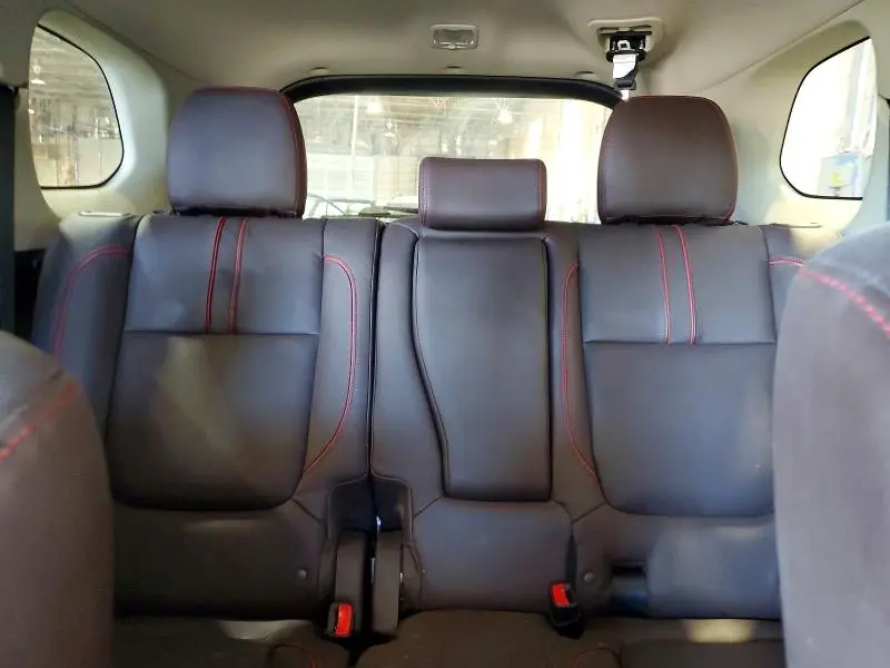 2018 MITSUBISHI OUTLANDER SE  