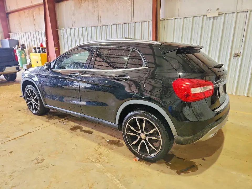 2017 MERCEDES-BENZ GLA 250  