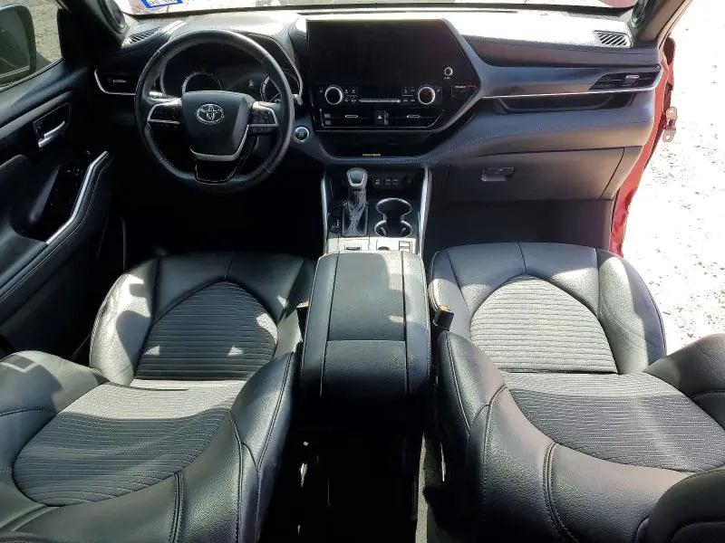2023 TOYOTA HIGHLANDER XSE  