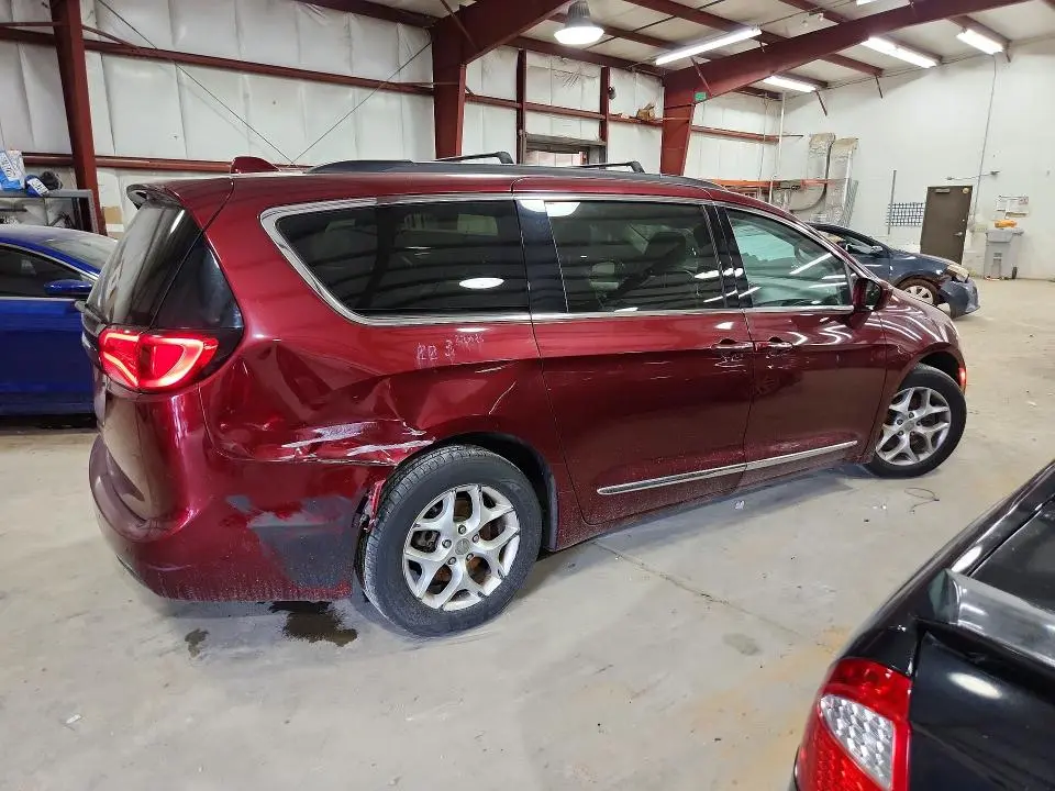 2017 CHRYSLER PACIFICA TOURING L  