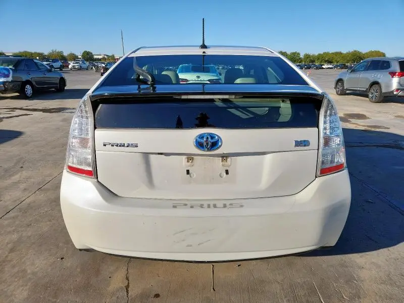 2010 TOYOTA PRIUS   