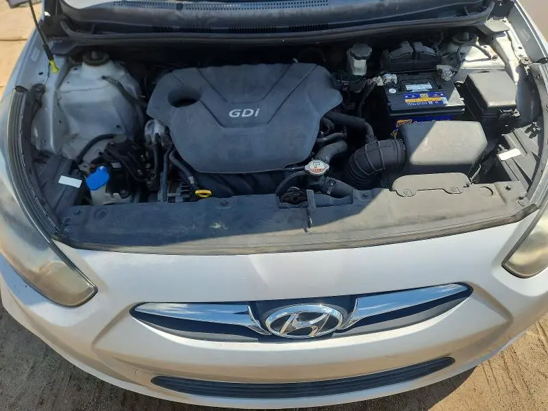2012 HYUNDAI ACCENT GLS  