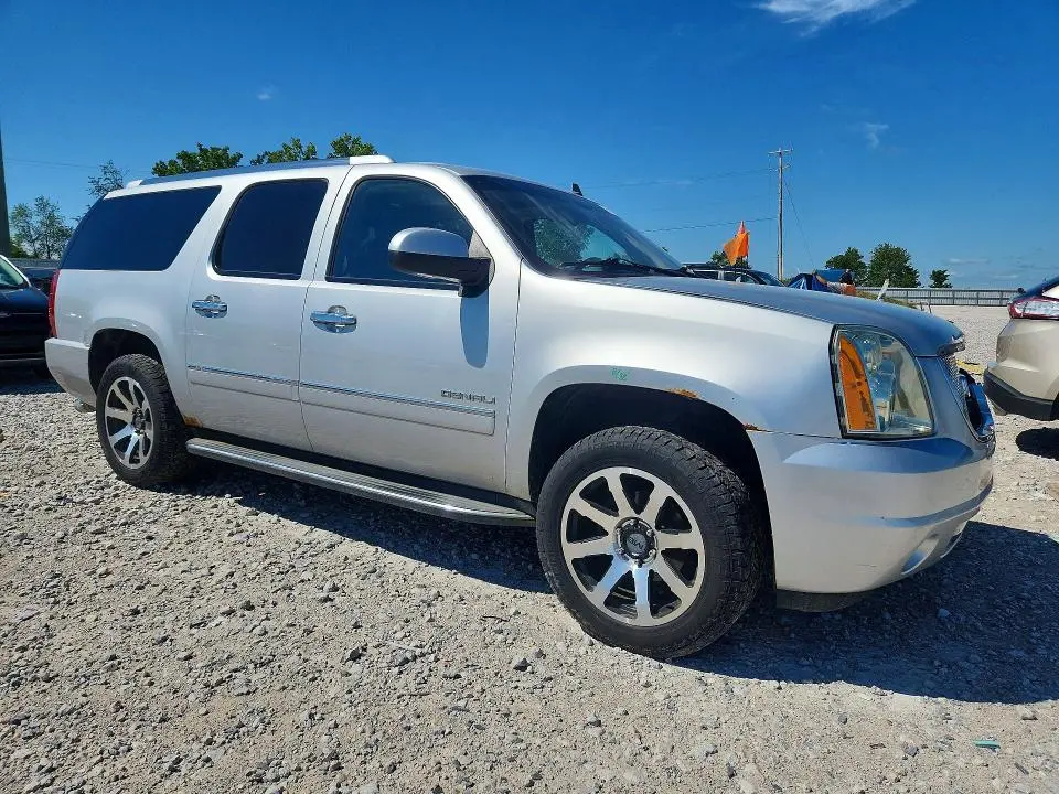 2013 GMC YUKON XL DENALI  