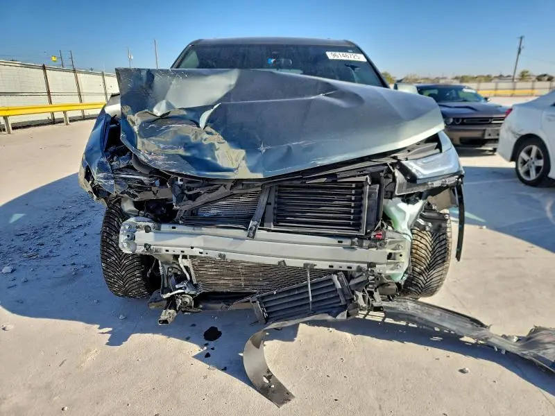 2023 CHEVROLET TRAVERSE LT  