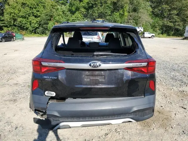 2021 KIA SELTOS LX  