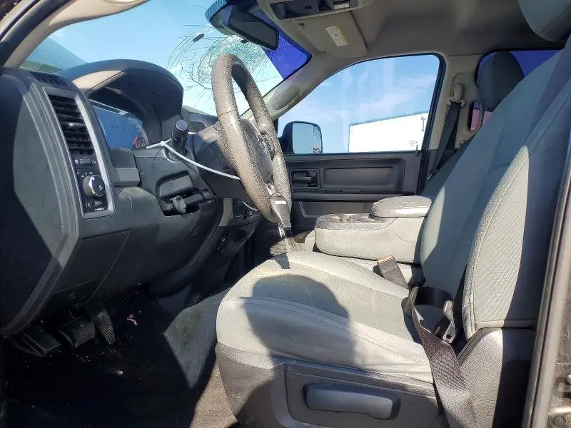 2014 RAM 1500 ST  