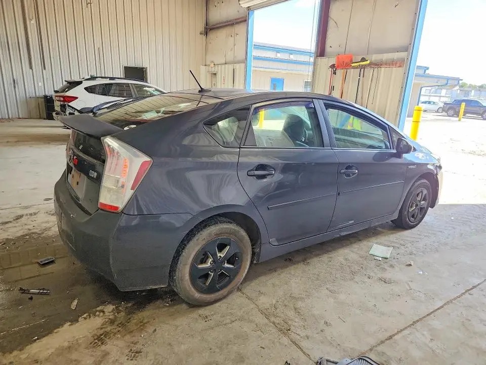 2010 TOYOTA PRIUS   