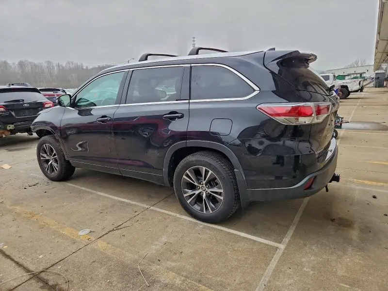 2016 TOYOTA HIGHLANDER XLE  