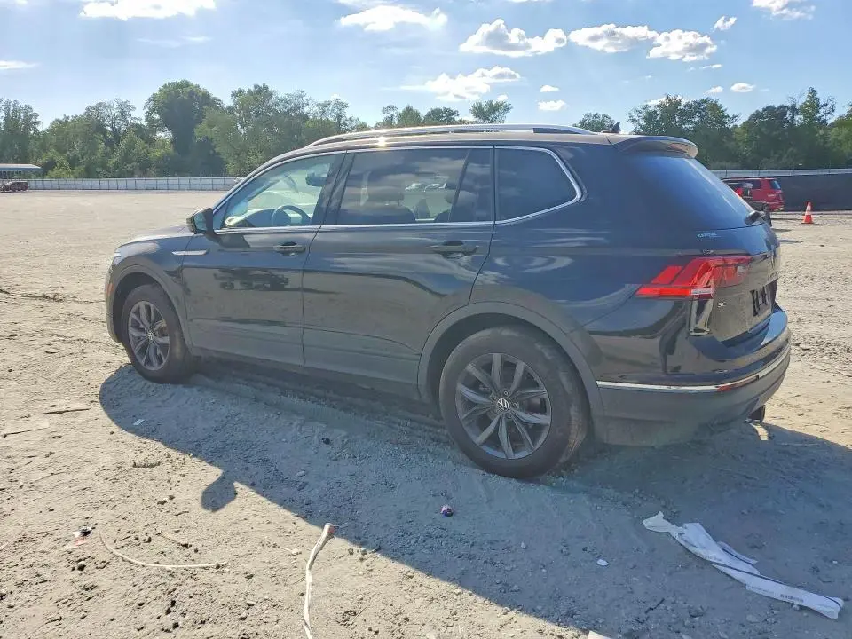 2023 VOLKSWAGEN TIGUAN SE  