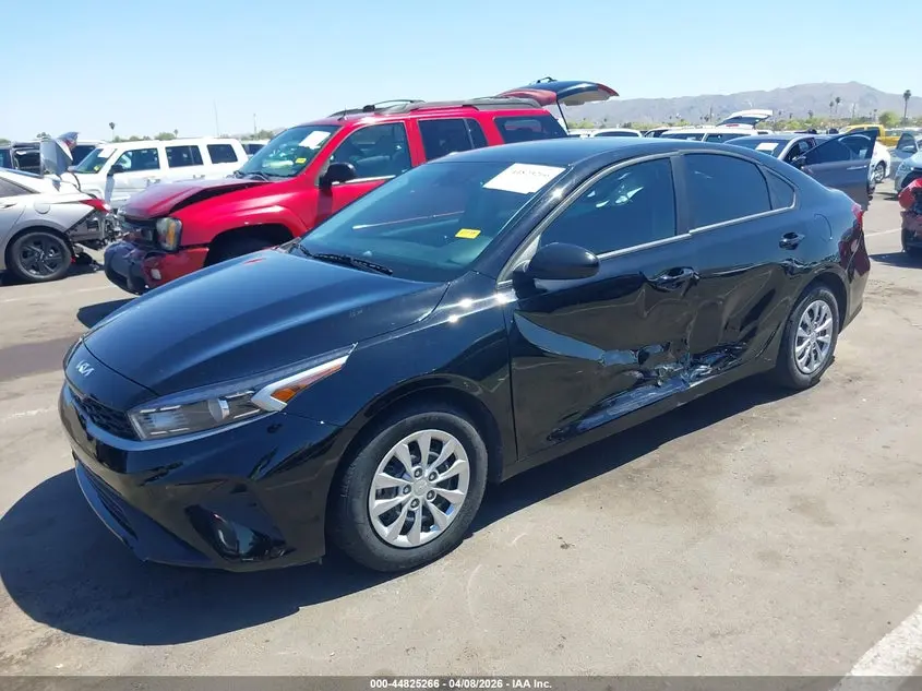 2023 KIA FORTE LX