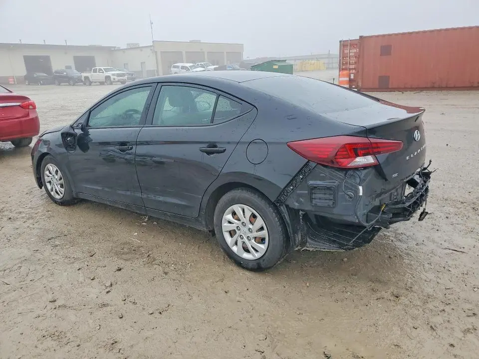 2019 HYUNDAI ELANTRA SE  
