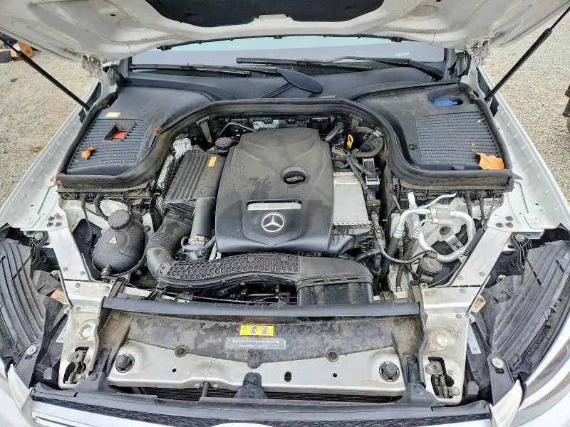 2016 MERCEDES-BENZ GLC 300  