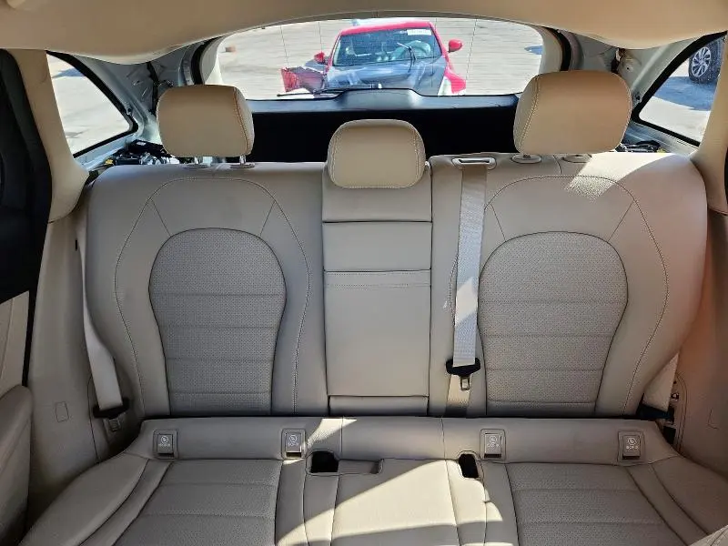 2019 MERCEDES-BENZ GLC 300  