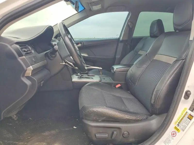 2012 TOYOTA CAMRY SE  