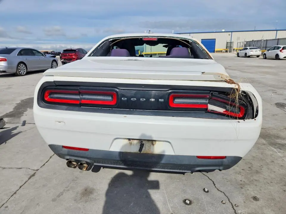 2015 DODGE CHALLENGER SXT  