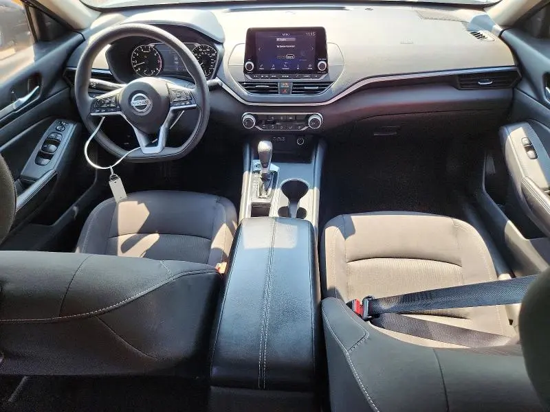 2022 NISSAN ALTIMA SV  