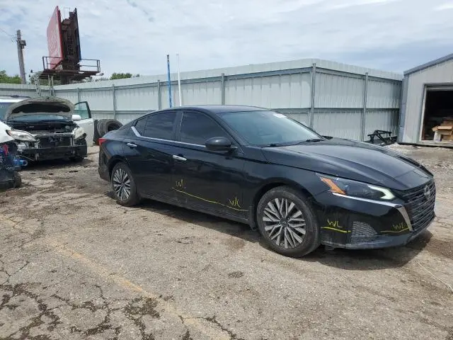 2024 NISSAN ALTIMA SV  