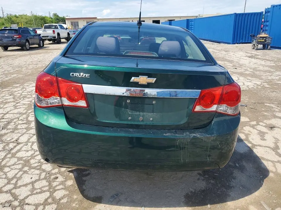 2014 CHEVROLET CRUZE LS  