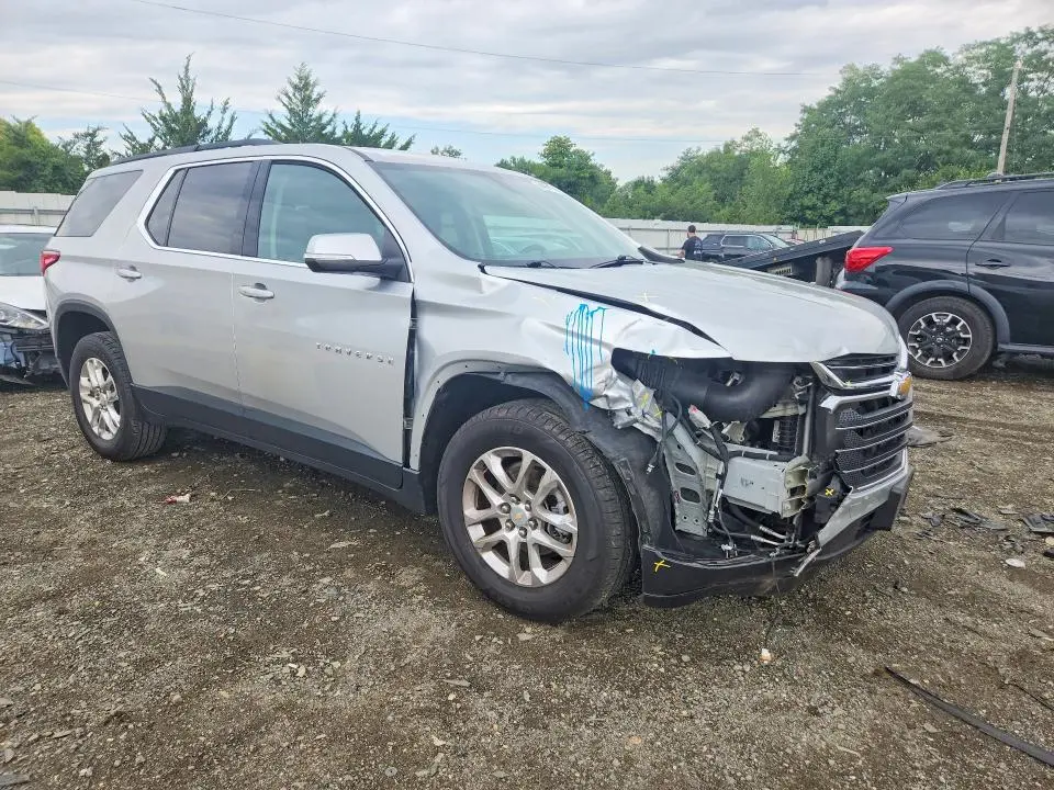 2021 CHEVROLET TRAVERSE LT  
