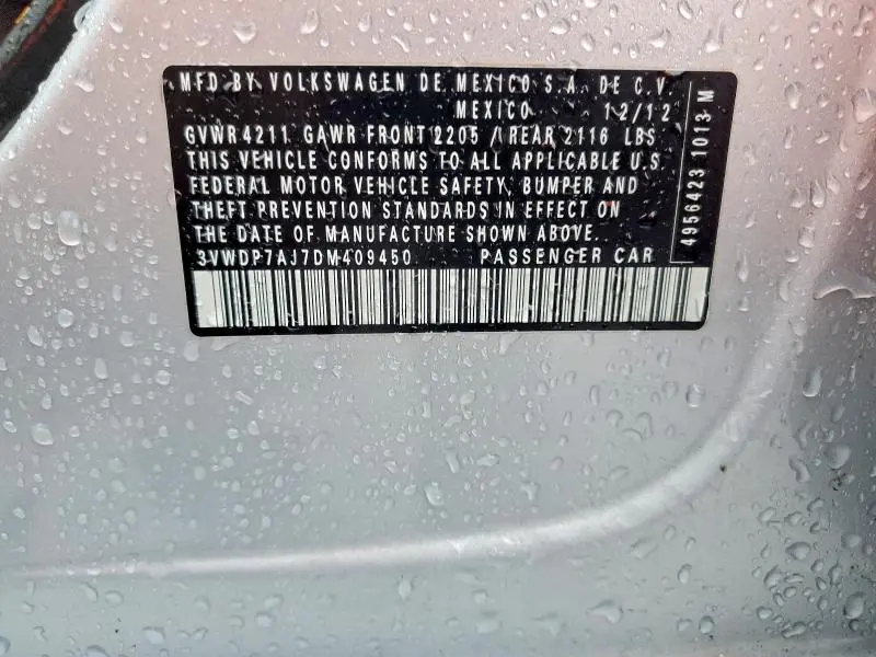 2013 VOLKSWAGEN JETTA SE  