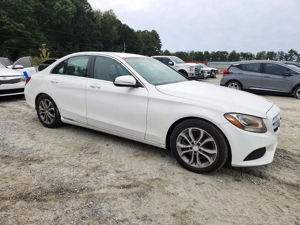 2015 MERCEDES-BENZ C 300  