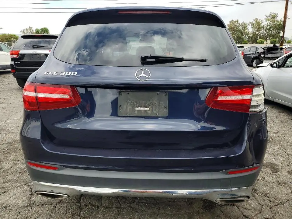 2016 MERCEDES-BENZ GLC 300  