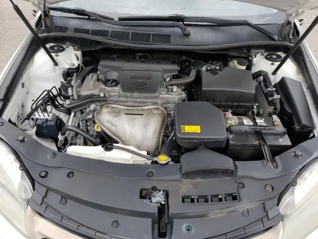 2015 TOYOTA CAMRY LE  