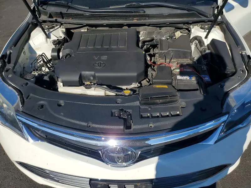2015 TOYOTA AVALON XLE  
