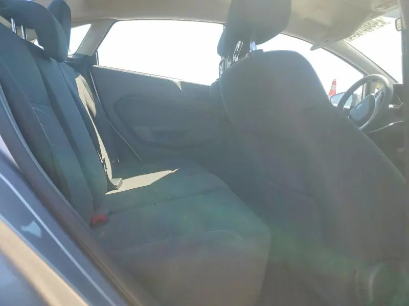 2018 FORD FIESTA SE  