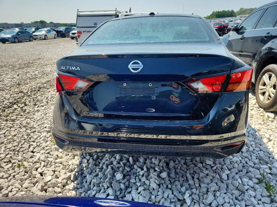 2019 NISSAN ALTIMA S  
