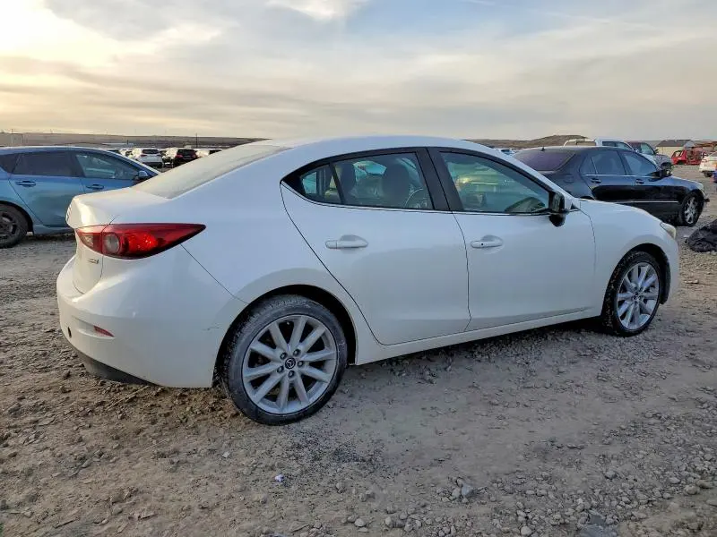 2017 MAZDA 3 TOURING  