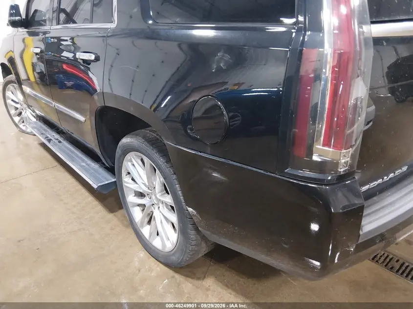 2017 CADILLAC ESCALADE PREMIUM LUXURY