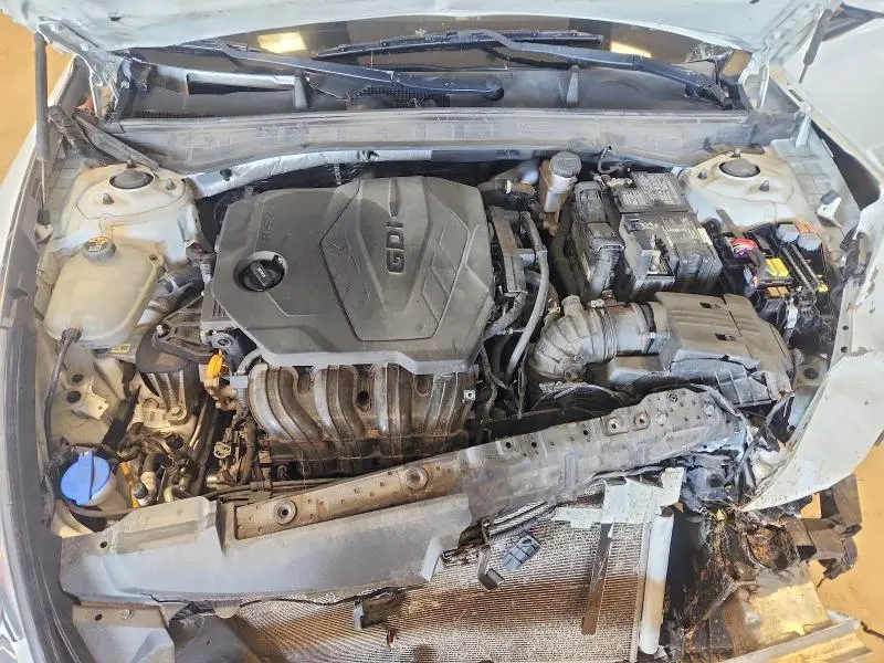 2021 HYUNDAI SONATA SE  