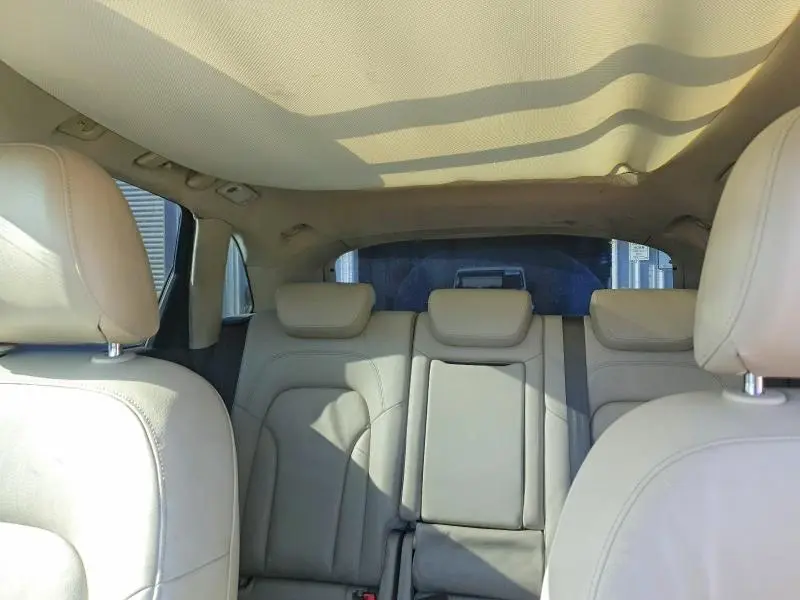 2010 AUDI Q5 PREMIUM  