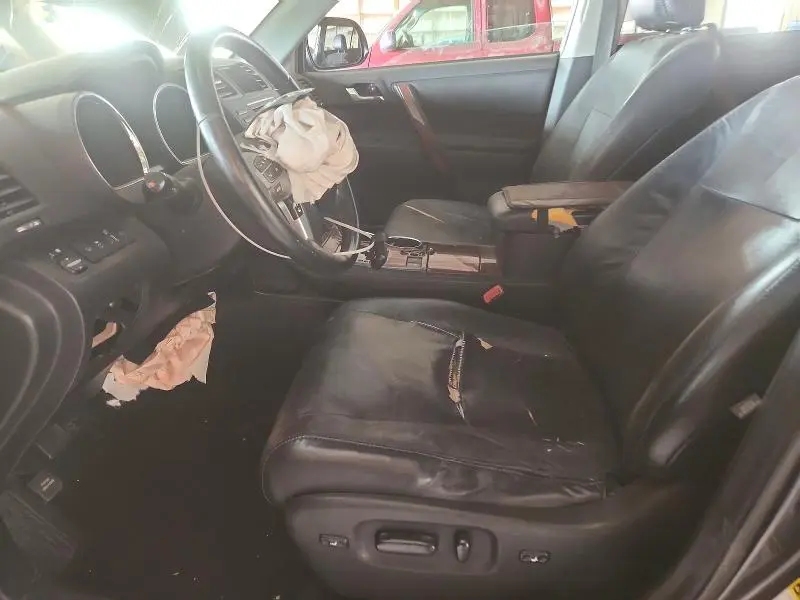 2011 TOYOTA HIGHLANDER LIMITED  