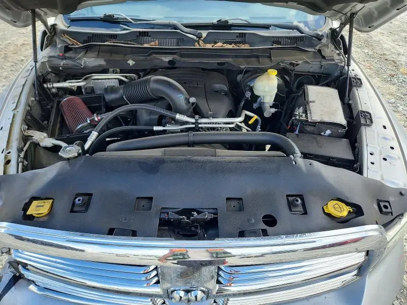2014 RAM 1500 SLT  