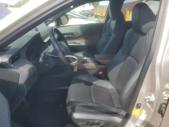 2021 TOYOTA VENZA LE  