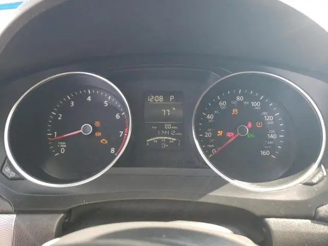 2016 VOLKSWAGEN JETTA SE  