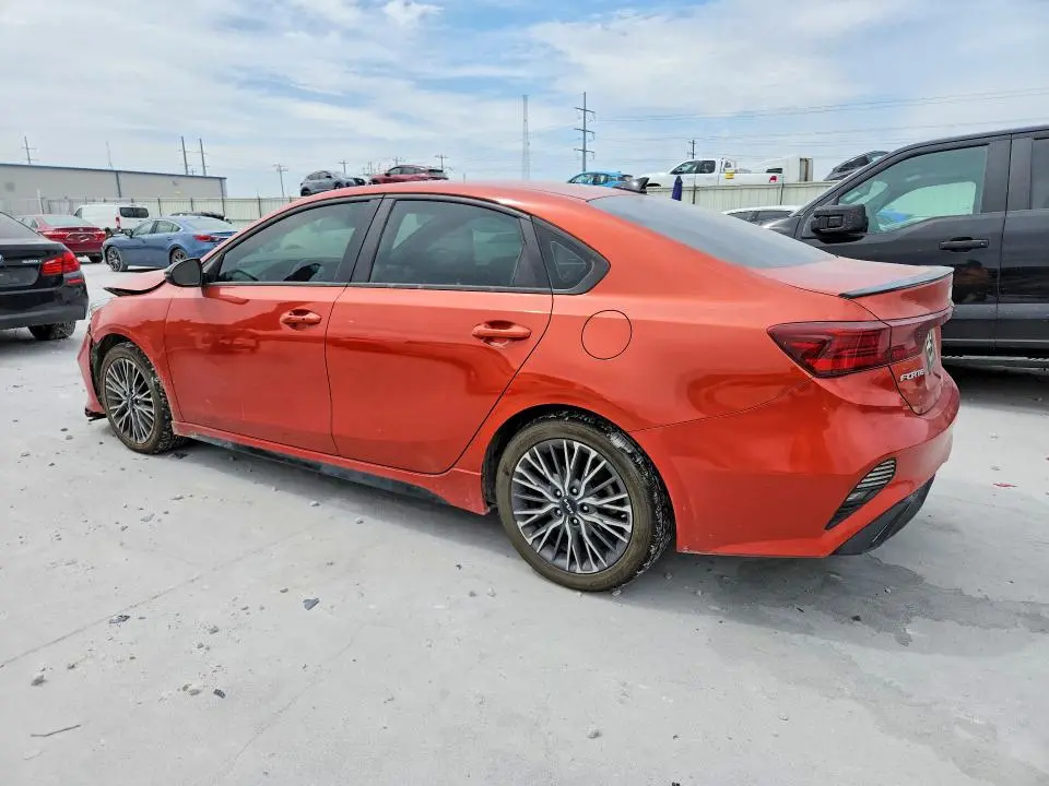 2022 KIA FORTE GT LINE  