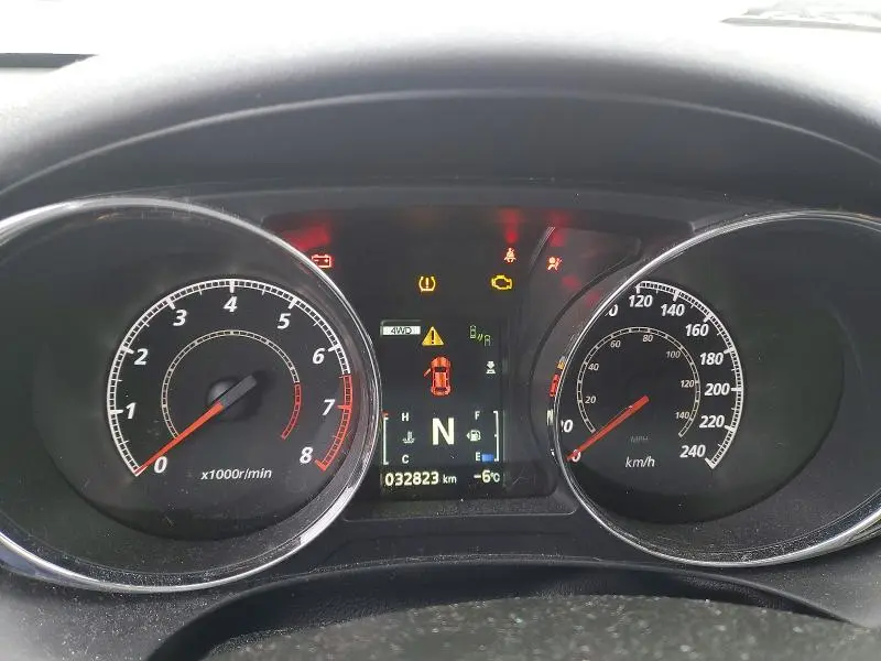 2023 MITSUBISHI RVR SE  