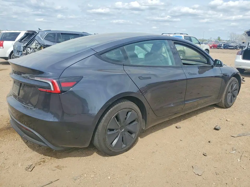 2024 TESLA MODEL 3   