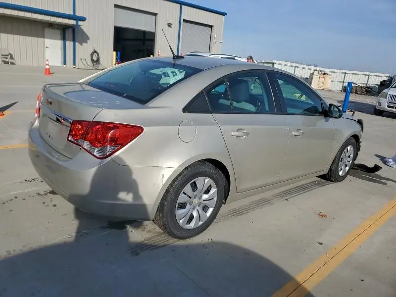 2013 CHEVROLET CRUZE LS  
