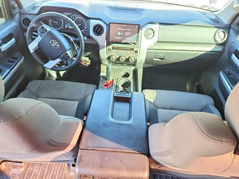 2014 TOYOTA TUNDRA CREWMAX SR5  