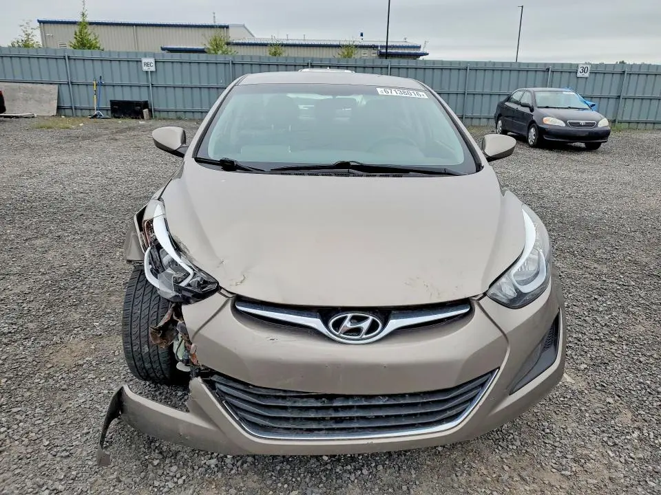 2014 HYUNDAI ELANTRA SE  